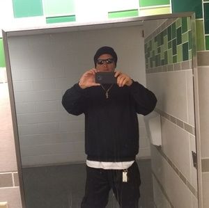 Meet your Posher, Tommy